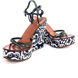 MIU MIU Blue and White Floral Wedge 38.5 US8.5